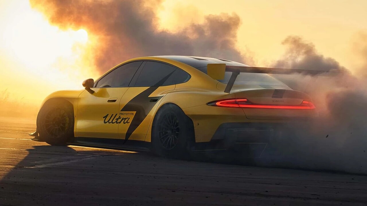 Discover how the new exclusive racing kit of the Xiaomi SU7 Ultra takes the performance of this electric car to the maximum, optimized for tracks and high speeds.