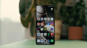 HyperOS 2.2 is coming! Discover the new AI and camera features that Xiaomi is testing on its 24 flagship smartphones, such as the Xiaomi 15 and Redmi K80. Find out what to expect!