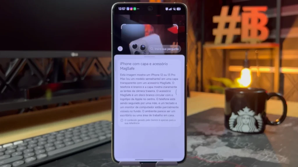 In this image captured from the iPhone, the AI shows all the information, even from the cover that is on the smartphone, a great feature of HyperOS 2.2