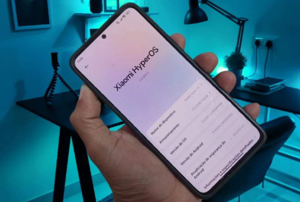 Update details for a Redmi Note 13, showing version HyperOS 2.2 (2.0.201.0.VNGMIXM), Android 15, being the first update for the Global region.
