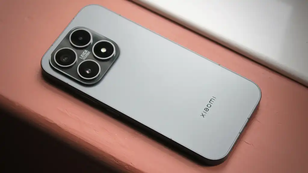 Xiaomi's latest flagship is a certified hit! The Xiaomi 17 is officially close to 5 million units sold in China, showcasing massive demand for the new Leica-powered hardware and HyperOS 3.1. What makes this feat even more impressive is that the top-tier Xiaomi 17 Max hasn't even arrived yet. Read more about the sales explosion and what to expect from the upcoming Max variant.
